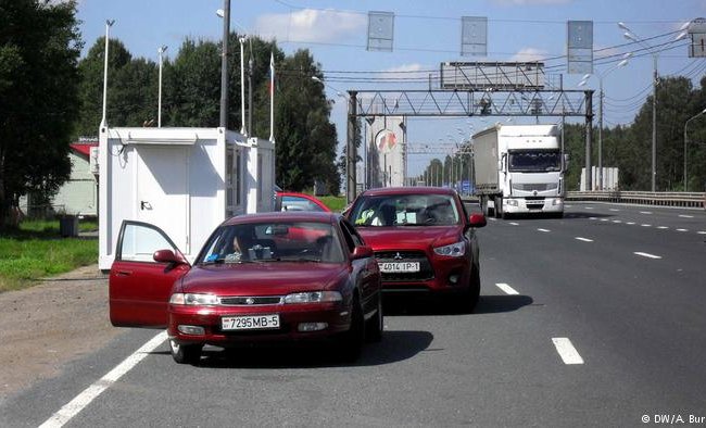 РФ намерена закрыть границу с Беларусью для транспорта третьих стран - СМИ