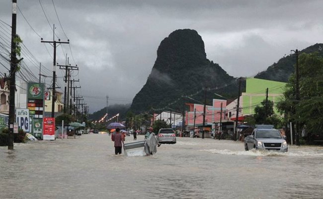В Таиланде из-за наводнений пострадали более 70 тысяч человек