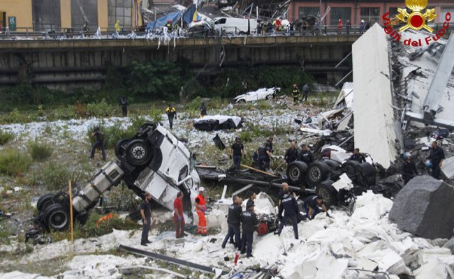 Количество жертв обрушения моста в Генуе возросло до 35