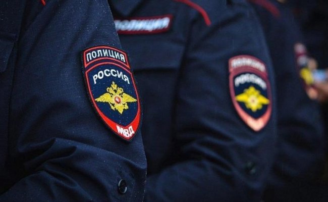 В Москве неизвестный напал на полицейских