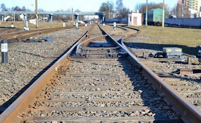 Под Бобруйском поезд из Украины столкнулся с легковушкой