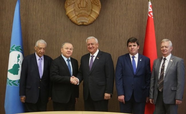 Мясникович: Беларусь заинтересована в укреплении сотрудничества с Латиноамериканским парламентом
