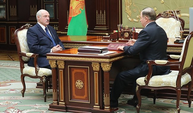 Шейман отчитался Лукашенко о поездке в Зимбабве