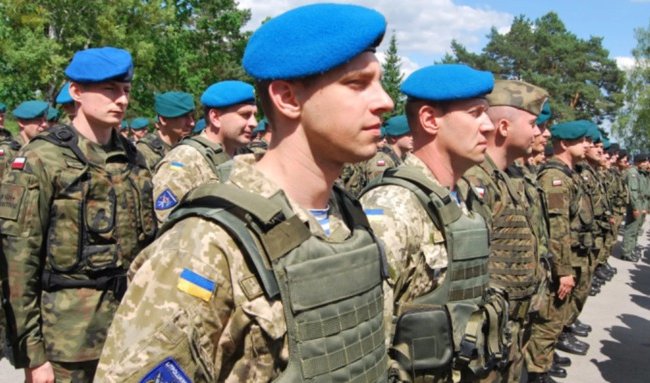 Верховная Рада утвердила приветствие «Слава Украине» в армии