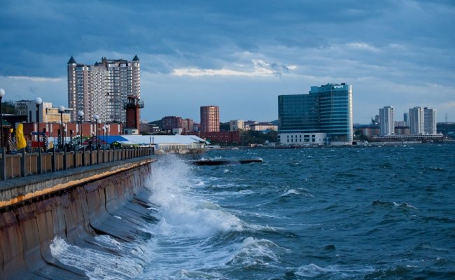 Столицу Дальневосточного федерального округа России могут перенести во Владивосток