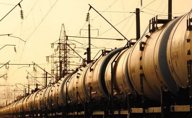 Беларусь намерена увеличить поставки нефтехимии на Украину