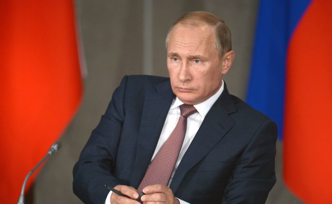 Путин предложил восстановить название ГРУ для военной разведки РФ