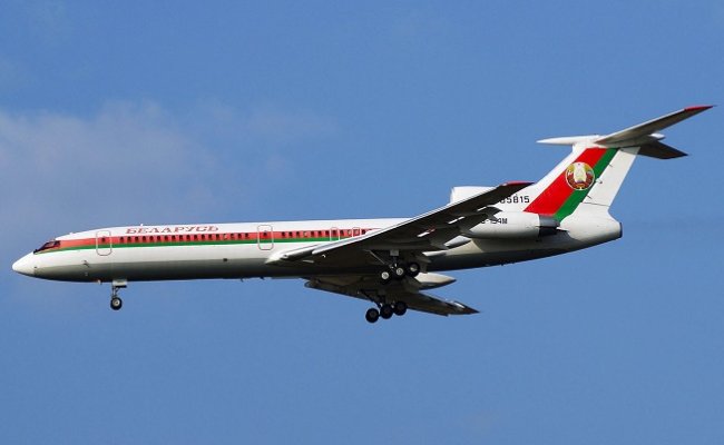 «Белавиа» выставила на продажу бывший самолет Лукашенко