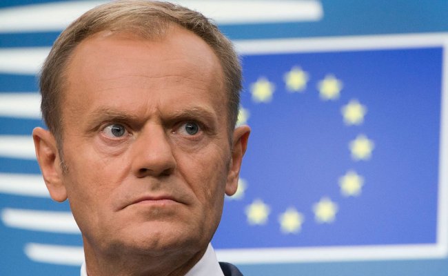 Польша может выйти из Евросоюза - Туск
