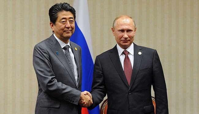 Россия и Япония намерены активизировать переговоры по подписанию мирного договора