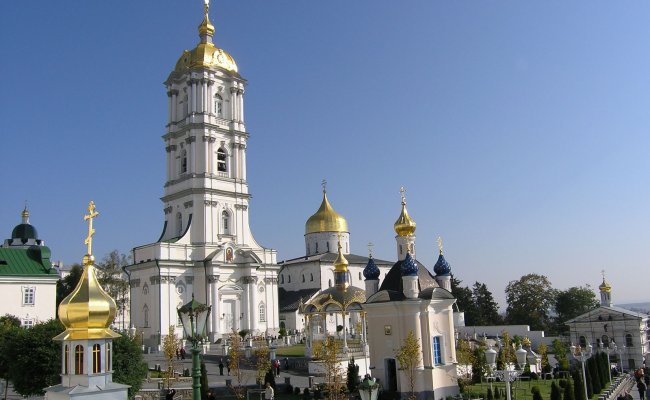 На Украине министерство юстиции пытается захватить Почаевскую Лавру