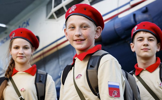 В Беларуси школьников начали записывать в Юнармию