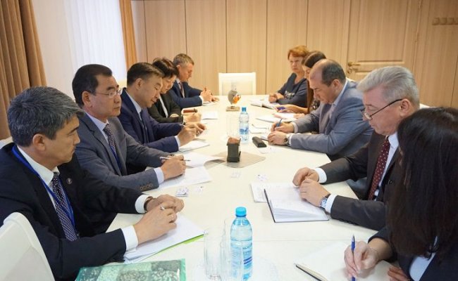 Беларусь и Кыргызстан заинтересованы в расширении совместной деятельности в легкой промышленности
