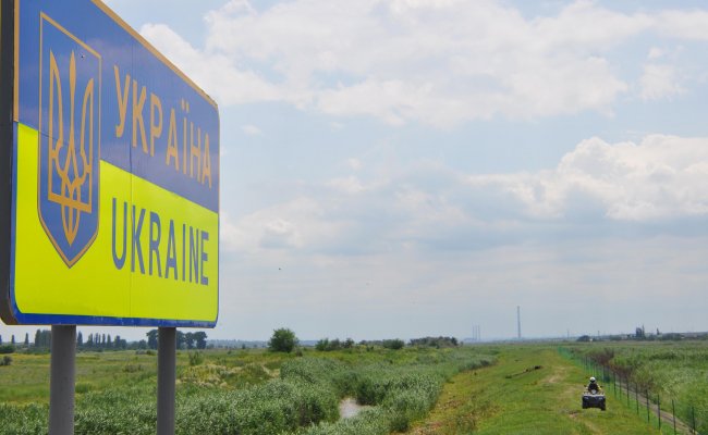 Эксперт: Индивидуальное собеседование при въезде на Украину – это безумство