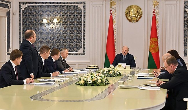 Лукашенко: Деньги нужно считать