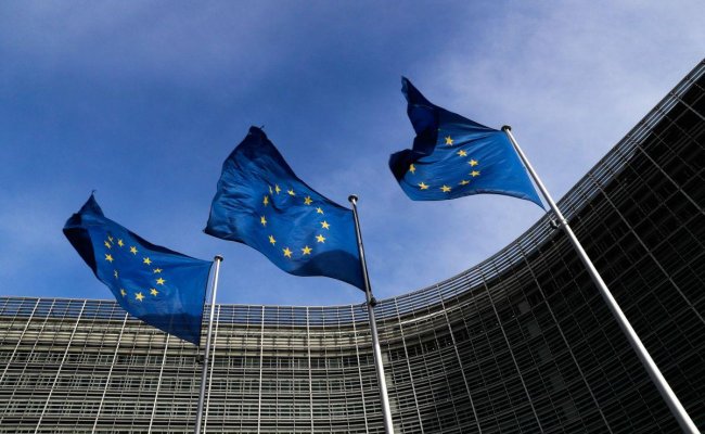 ЕС ввел санкции против девяти человек за организацию выборов в ЛДНР