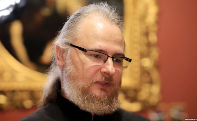 В храмах Православной церкви Украины запрещено молиться православным белорусам