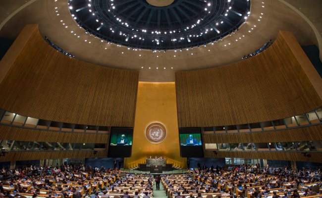 Генассамблея ООН приняла миграционный пакт, против которого проголосовали 5 стран