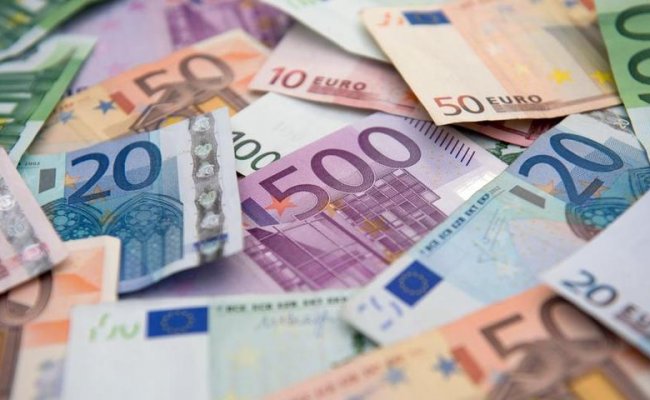 Французские торговцы потеряли 2 млрд евро из-за протестов «желтых жилетов»