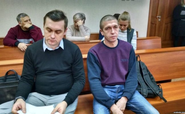 Проживающего в Беларуси 10 лет многодетного украинца собираются выслать из страны за пьянство