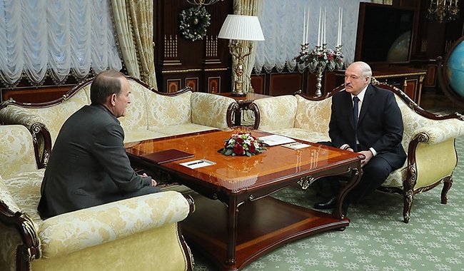 Лукашенко о конфликте на Донбассе: Это недоразумение надо заканчивать