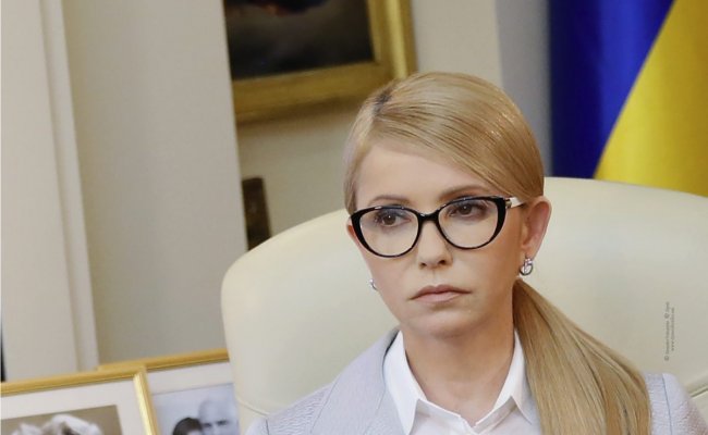 «Батькивщина» выдвинула кандидатом в президенты Украины Тимошенко