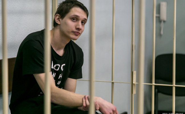 Анархист Полиенко выплатит штраф за распространение экстремистских материалов в соцсети