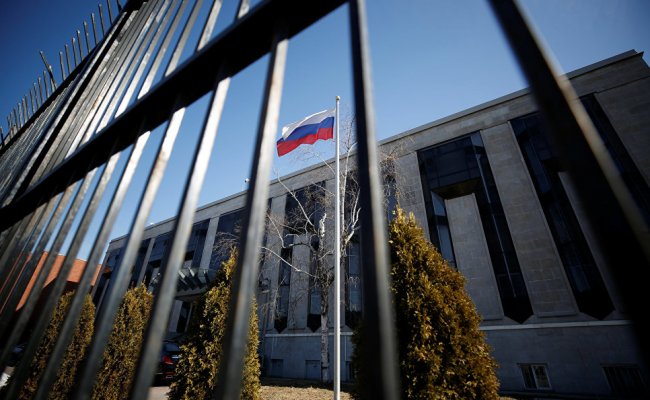Посольство РФ обвинило Канаду в преследовании журналистов