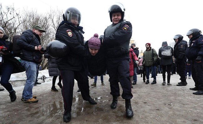 В России проходят оппозиционные акции «Марш материнского гнева»