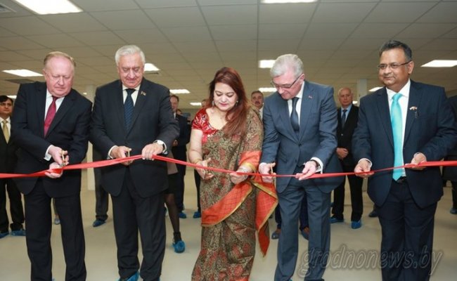 Открытие белорусско-индийского завода по производству лекарств прошло в Гродненской области