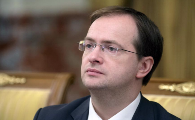 Министр культуры России попросил своего белорусского коллегу защитить русский язык