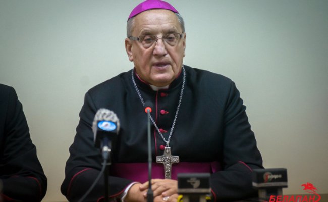 Архиепископ Кондрусевич назвал снос крестов в Куропатах «войной»