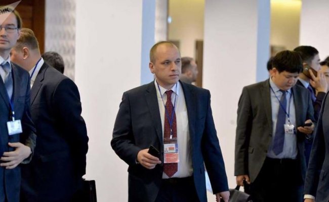 Румас освободил от должности своего пресс-секретаря Сычевича