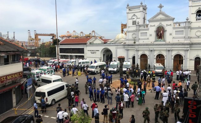 Серия терактов на Шри-Ланке: 138 человек погибли, 400 ранены