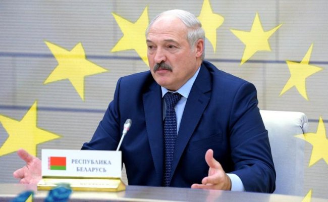 Северинец: Лукашенко бросился в сталинизм, так как готов сдать Беларусь