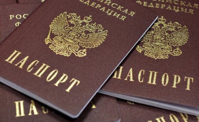 Путин упростил порядок получения гражданства России для иностранцев