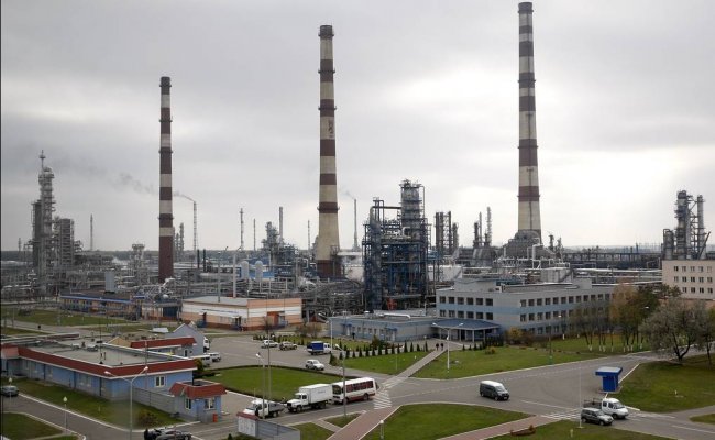 Мозырский НПЗ приступит к переработке чистой российской нефти