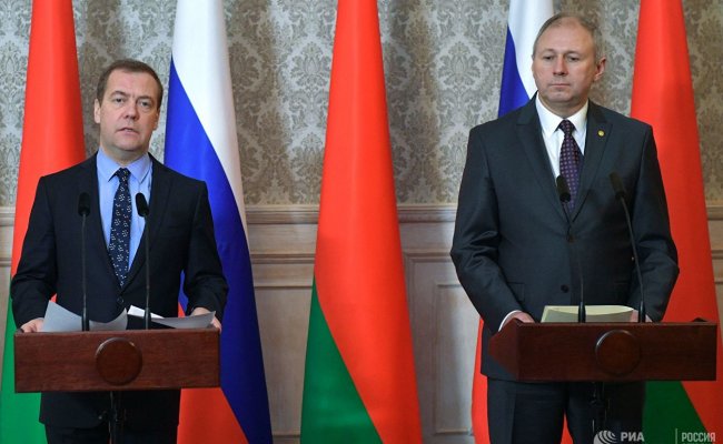 Румас обсудит с Медведевым ситуацию с нефтепроводом «Дружба»