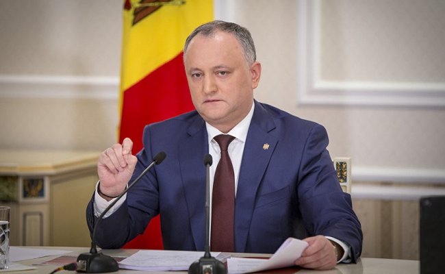 Додон пригрозил распустить недавно избранный парламент Молдовы