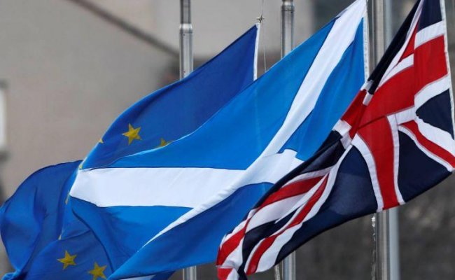 Шотландия намерена провести референдум о выходе из Великобритании