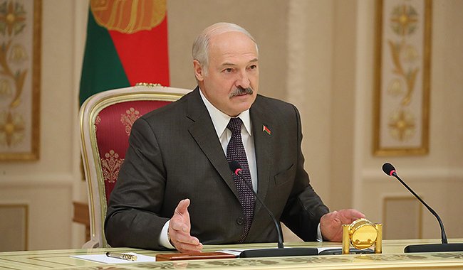 Президент: Беларусь заинтересована в иностранном опыте в сфере конституционного права