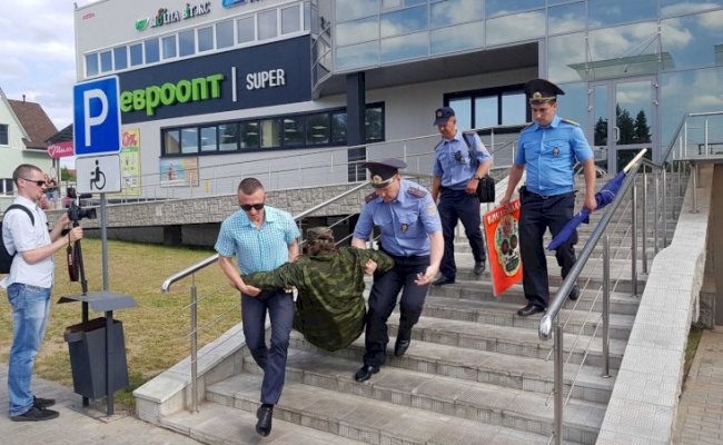 Пушкина задержали за проведение перформанса против «дискриминации» белорусского языка