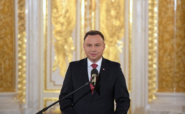 Россия вновь показывает свое «имперское лицо» - президент Польши