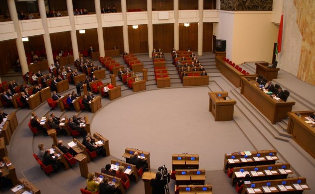 Парламент Беларуси принял поправки в «антинаркотическую» статью