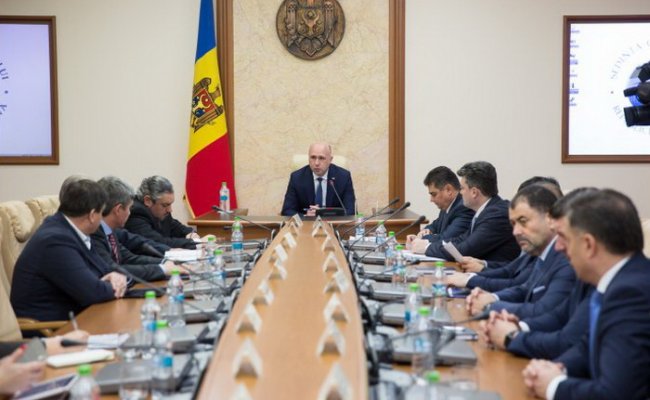 Правительство Молдовы во главе с Филипом ушло в отставку