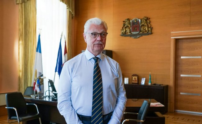 Мэра Риги, который не проработал на занимаемой должности и месяца, отправили в отставку