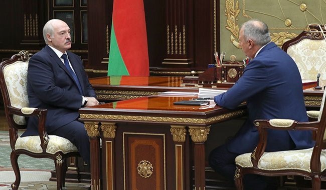 Румас доложил Лукашенко о росте зарплат бюджетников