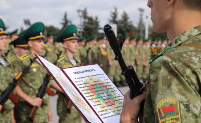 Курсанты Института пограничной службы Беларуси приняли присягу