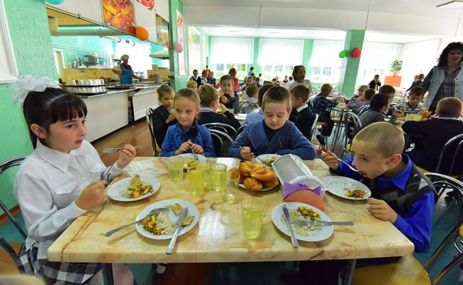 Единое меню во всех школах Минска появится на следующей недели