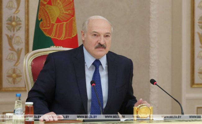 Лукашенко: Беларусь готова ввести миротворцев на Украину на условиях конфликтующих сторон